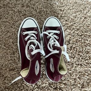 Womens hightop converse!